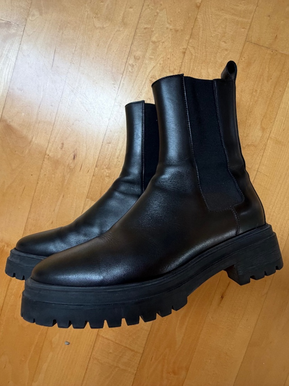 Women's ba&sh Black Leather CODA Chelsea Boot Sz. 38 EU